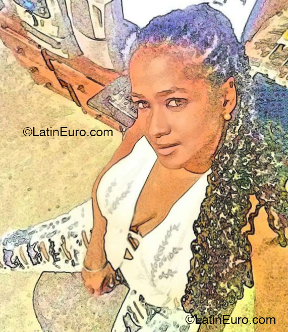 Date this hard body United Kingdom girl Maria from Santo Domingo DO54997