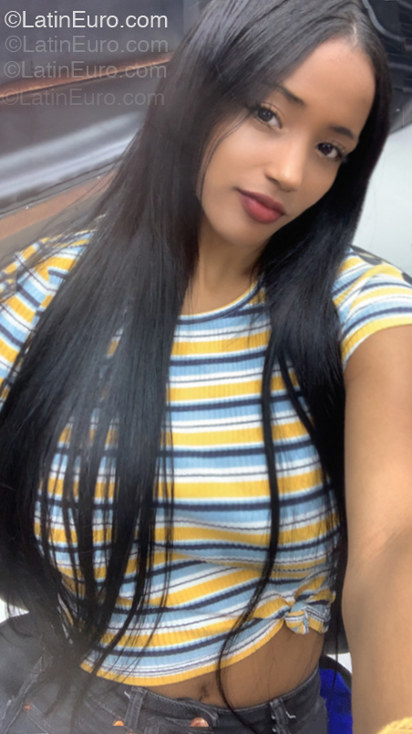 Date this beautiful Dominican Republic girl Daliz from San Francisco De Macoris DO55021