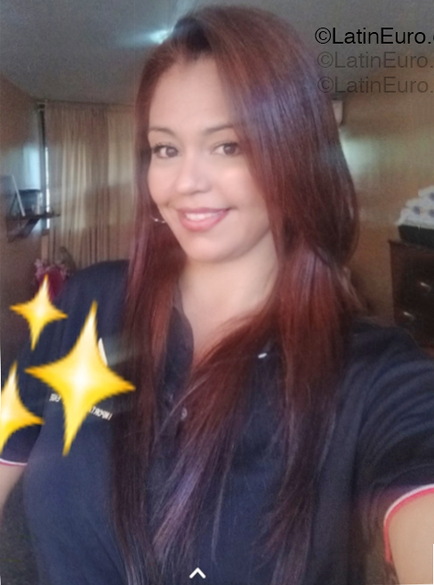 Date this delightful Venezuela girl Miam from Caracas VE5301