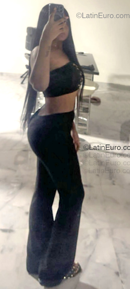 Date this voluptuous Colombia girl Kathe from Cali CO33525