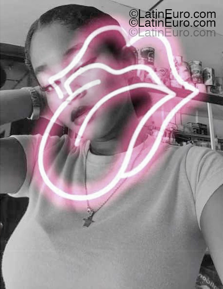 Date this delightful Colombia girl Tania from Medellin CO33360