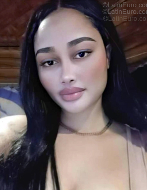 Date this exotic Dominican Republic girl Anyelina from Santiago DO55267