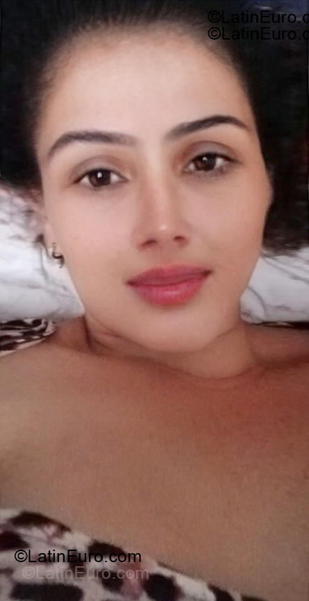 Date this good-looking Dominican Republic girl Cami from Bonao DO55334