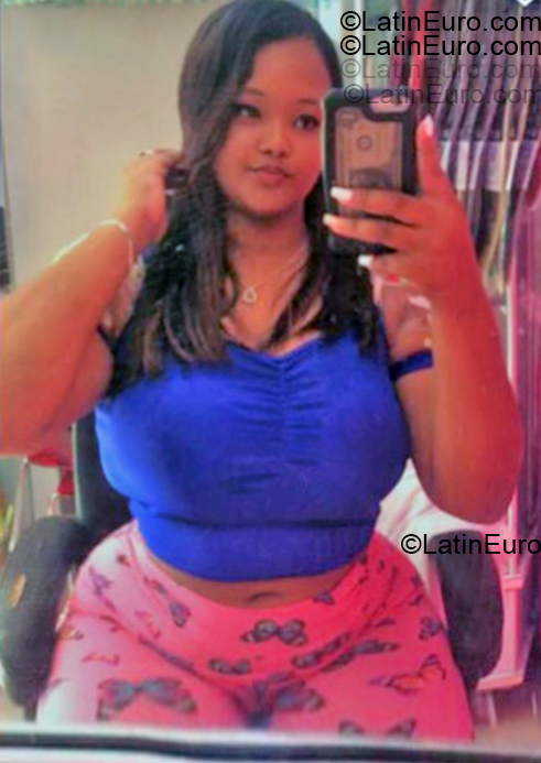 Date this passionate Dominican Republic girl Ana from Santo Domingo DO55373