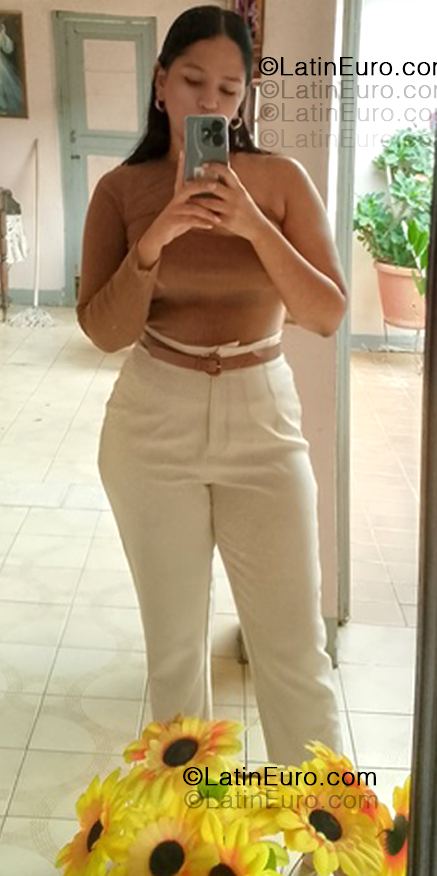 Date this funny Venezuela girl Maria from Coro VE5344