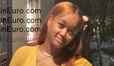 Date this lovely Dominican Republic girl Dayla from Santo Domingo DO55423