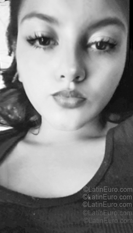 Date this georgeous Costa Rica girl Carlita from Limon CR562