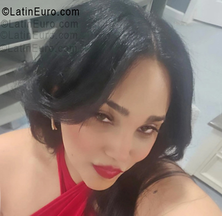 Date this cute United States girl Jiselina from Detroit US25208