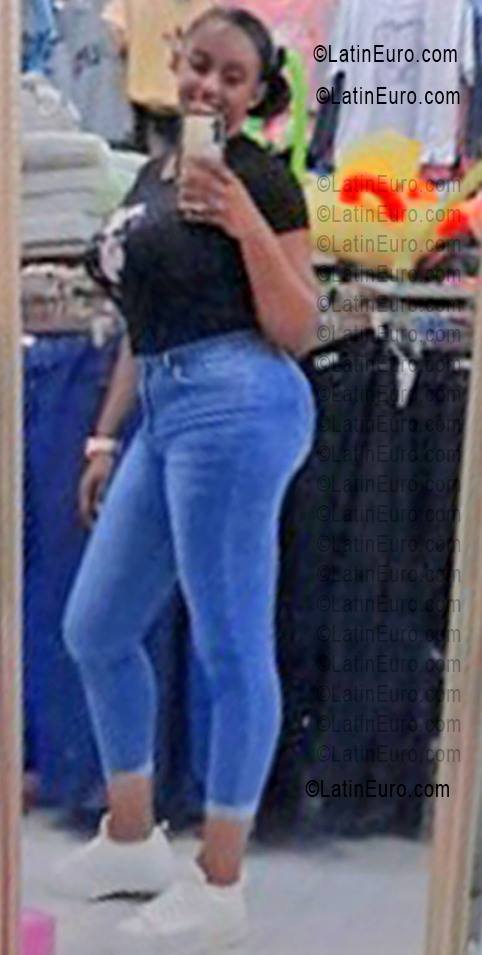Date this hot Guyana girl Glenda from Guyana GY32