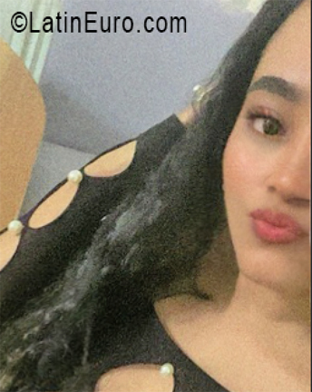Date this beautiful Dominican Republic girl Mari from Santo Domingo DO55676