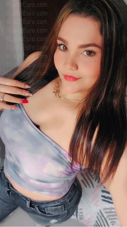 Date this athletic Colombia girl Mati from Sahagun CO33601