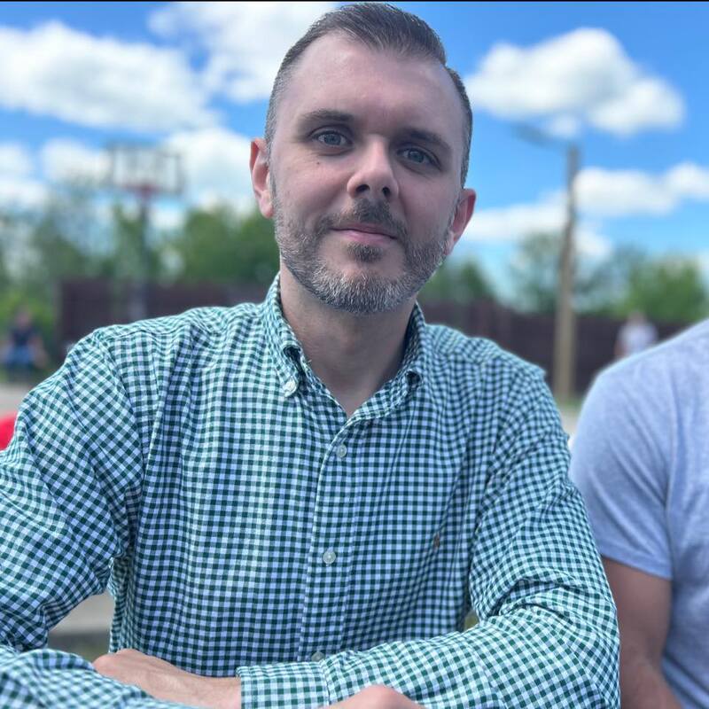 Date this lovely United States man Hd from Prestonsburg US25319