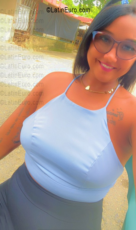 Date this georgeous Dominican Republic girl Indebel from Puerto Plata DO56024