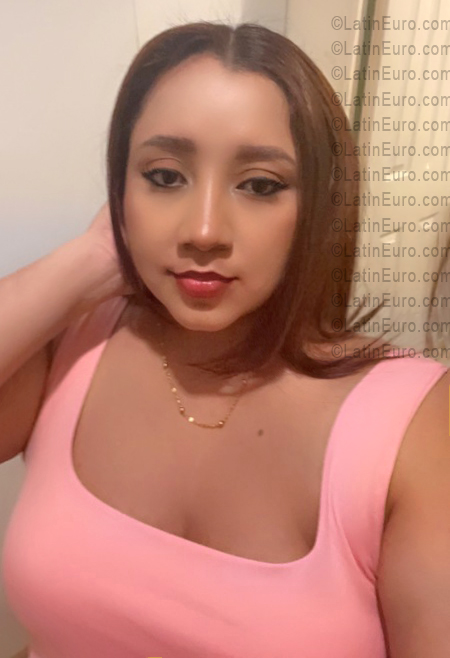 Date this lovely Panama girl Carissa from Panama City PA1426