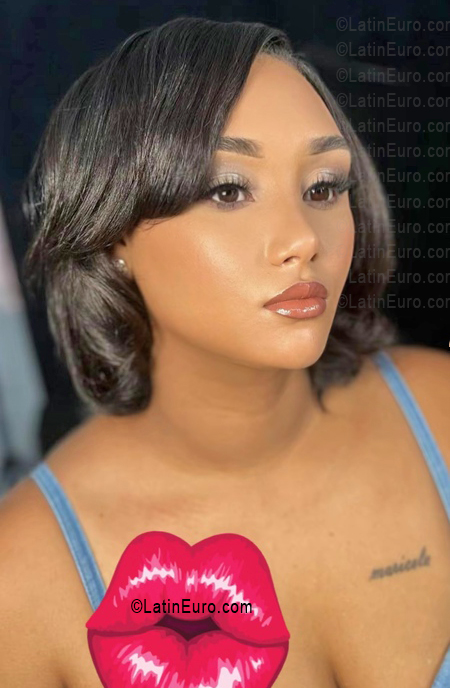 Date this funny Dominican Republic girl Maricela from Santo Domigo DO56095