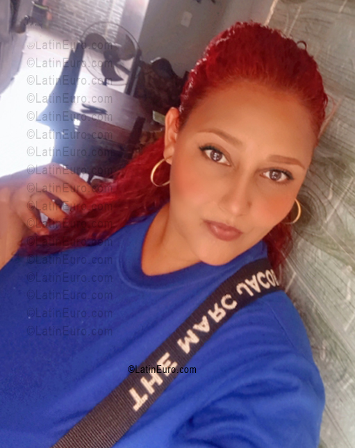 Date this cute Venezuela girl YORLENYS from Caracas VE5441