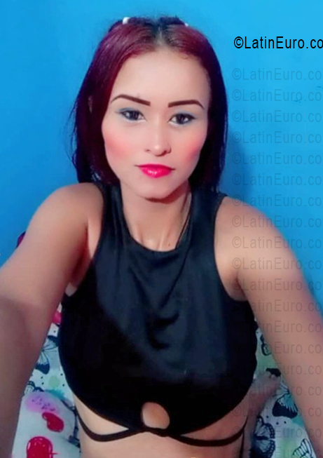 Date this attractive Venezuela girl Daniela from Mariara VE5517