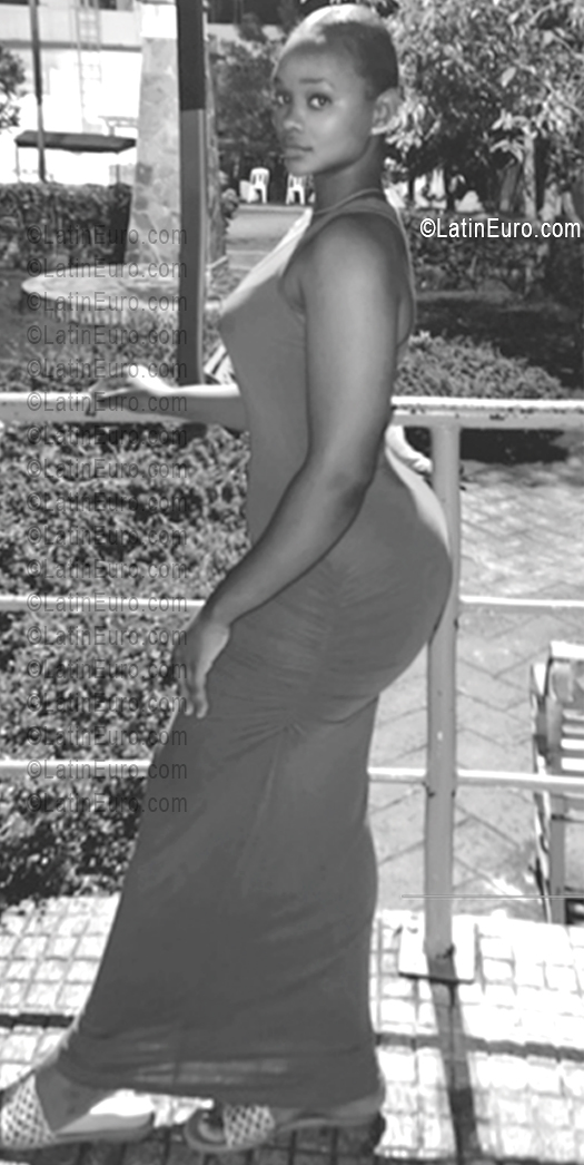 Date this exotic Dominican Republic girl Magalis from Dajabon DO56251