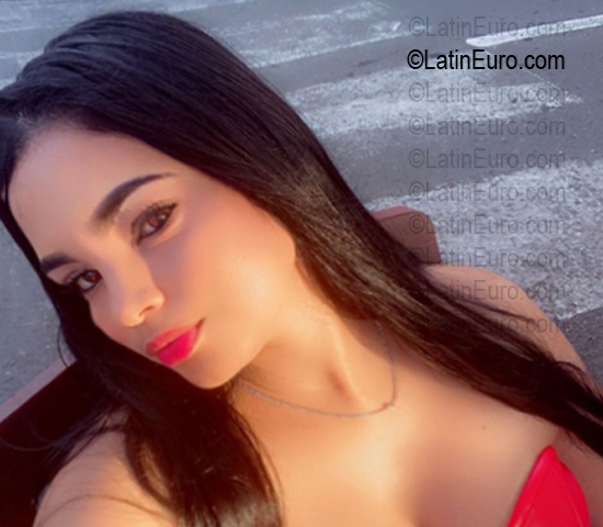 Date this nice looking Dominican Republic girl Jenn from Santiago DO56738