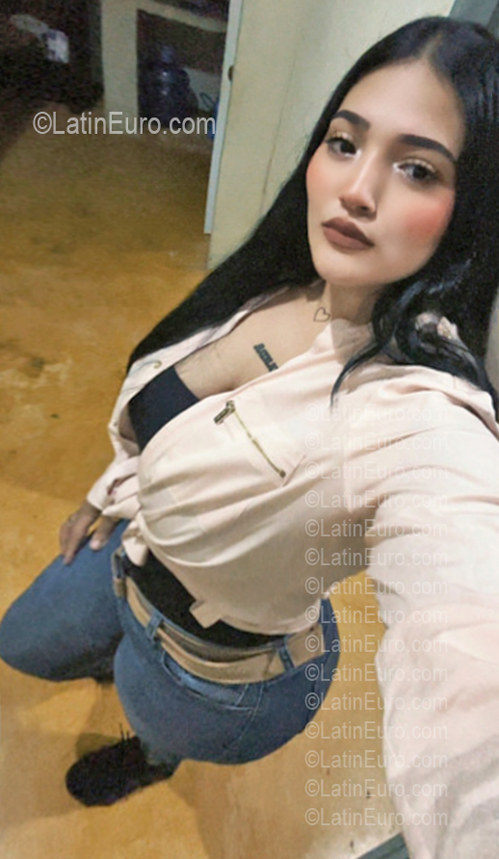 Date this young Dominican Republic girl Estrella from Santiago DO56834