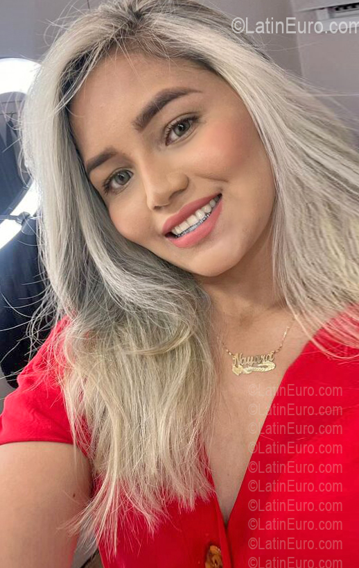 Date this cute Brazil girl Nayara from Manaus BR12438