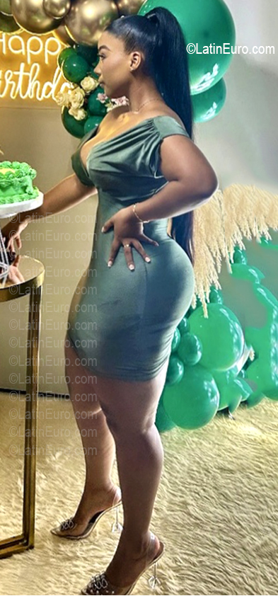 Date this athletic Colombia girl Luisa from Cali CO33813