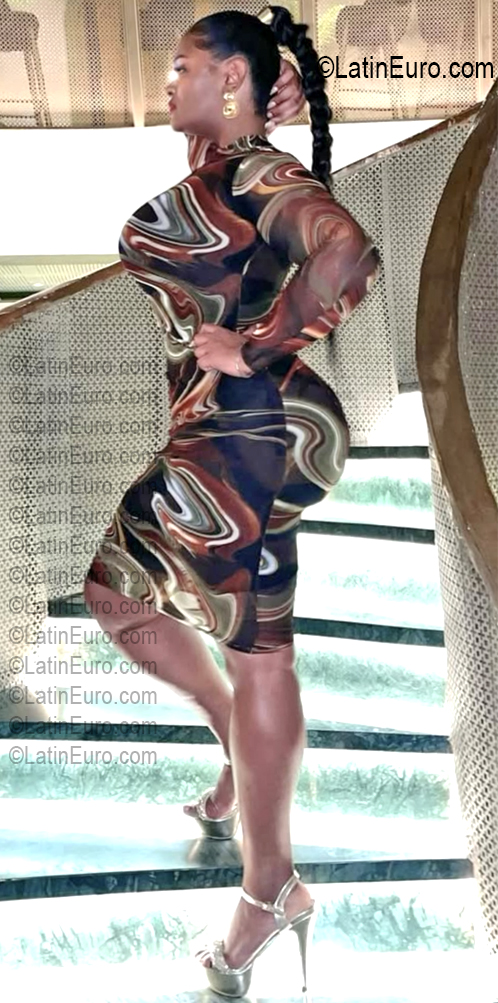 Date this sultry Dominican Republic girl Katherine from Dominican Republic DO56935