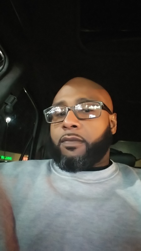 Date this hard body United States man Karl from New Orleans US25764