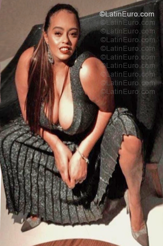 Date this charming Brazil girl Andreza from Sao Paulo BR12466