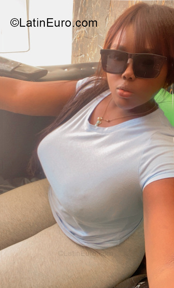 Date this delightful Dominican Republic girl Luz from Santo Domingo DO57246