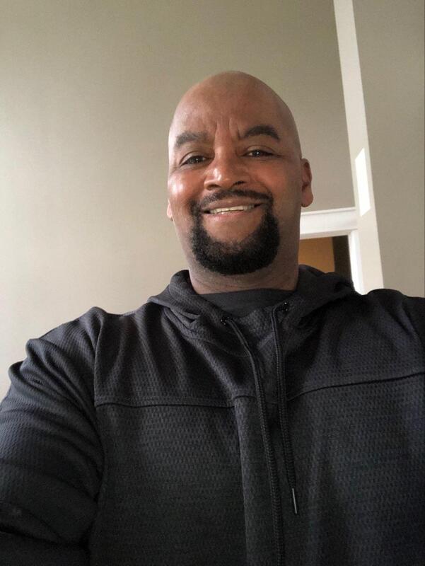 Date this delightful United States man June from Grandville US25825