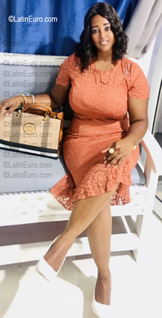 Date this sensual Dominican Republic girl Jaquelin from Mao Valverde DO57351