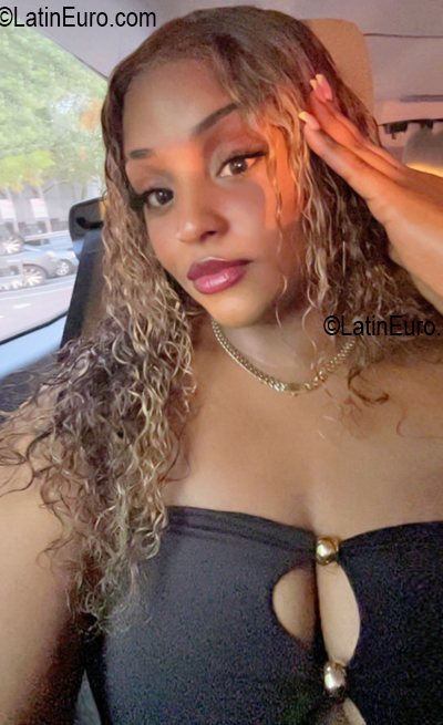 Date this tall United States girl Katherine from New York US25827