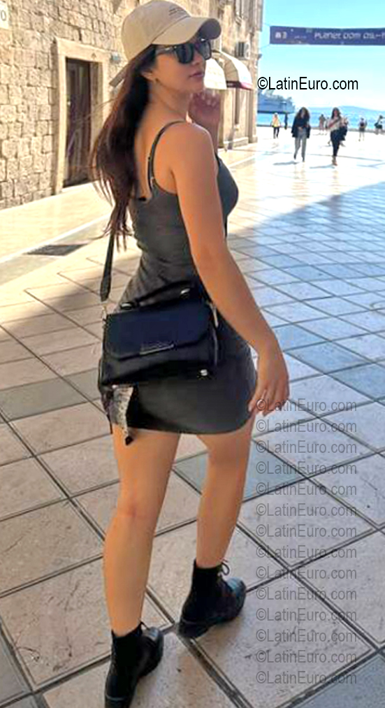 Date this georgeous Brazil girl Eve from Rio de Janeiro BR12479